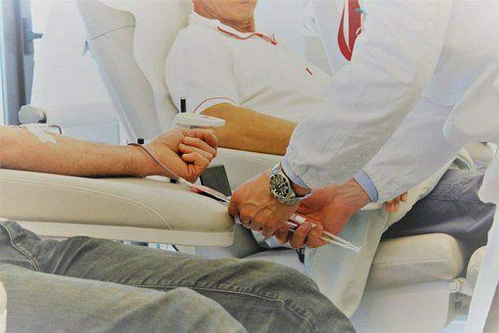 How to Become a Pharmacist