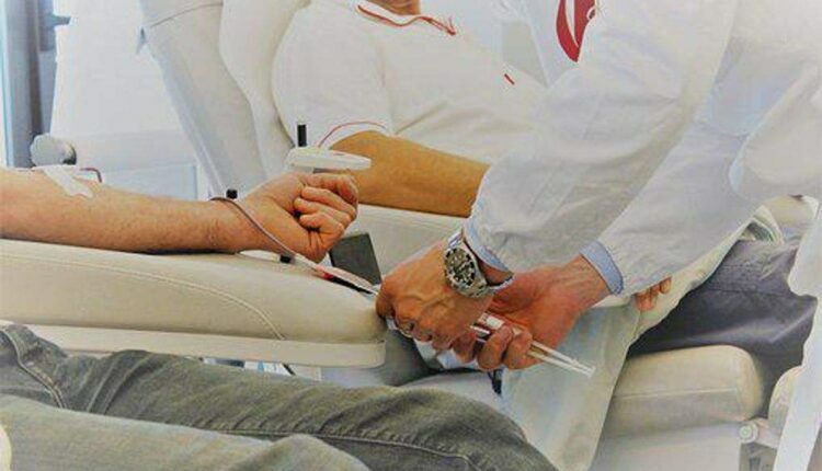 How to Become a Pharmacist