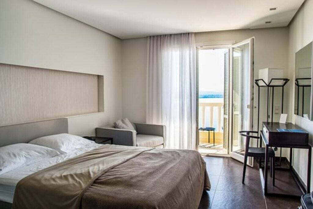 blue horizon hotel