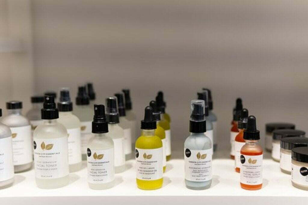 dr brandt do not age eye cream