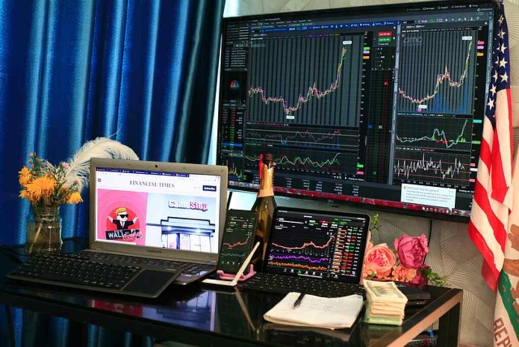 trading desk