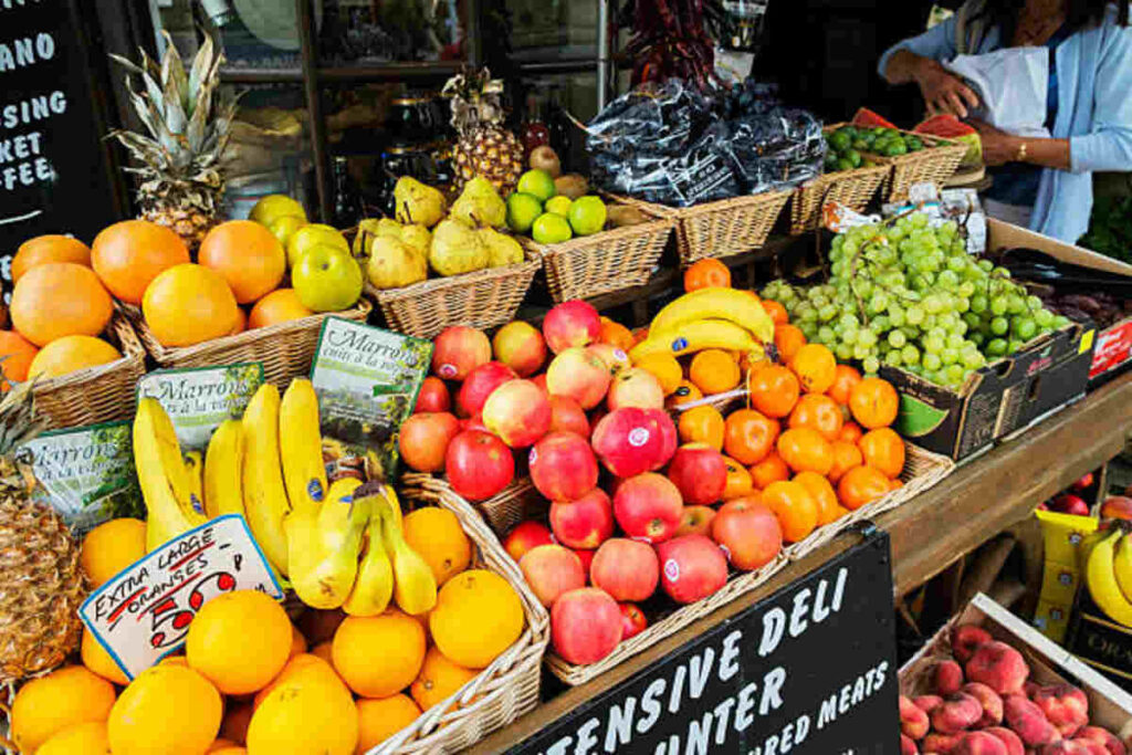 Fruit Boxes From Broadway Basketeers