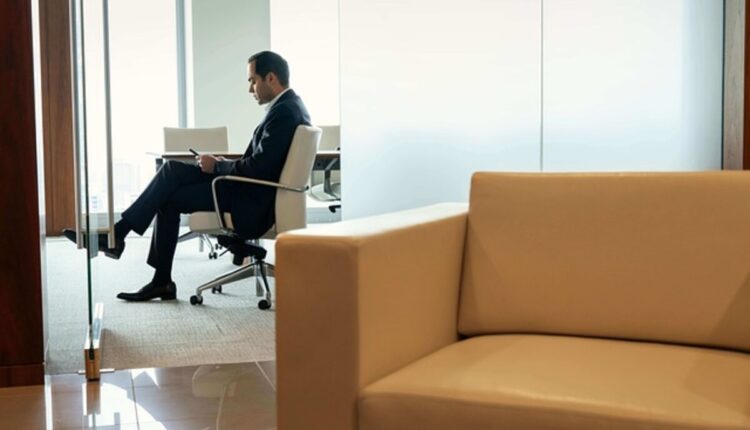 Major Features of Effective Employee Connection Tools